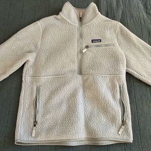 Patagonia Light Gray Fleece Jacket